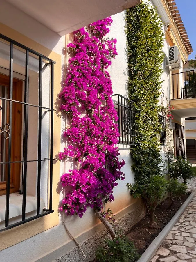 아파트 Birds Paradise Vera Coast Los Amarguillos
